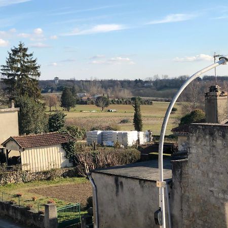 Appartement Cosy Et Lumineux Caussens المظهر الخارجي الصورة